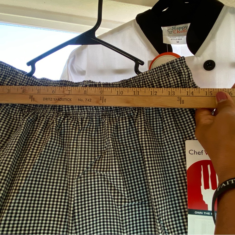 White Chef Uniform - Picture 14 of 17